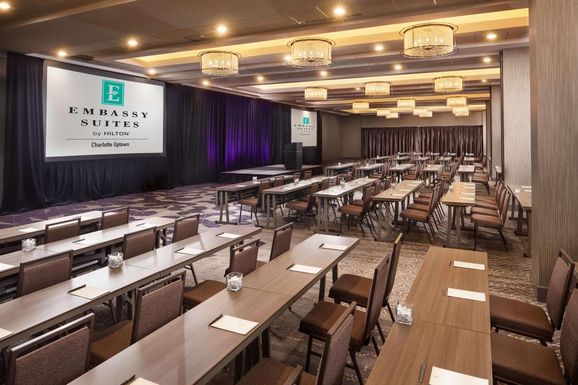 Embassy Suites By Hilton Charlotte Uptown Exterior foto